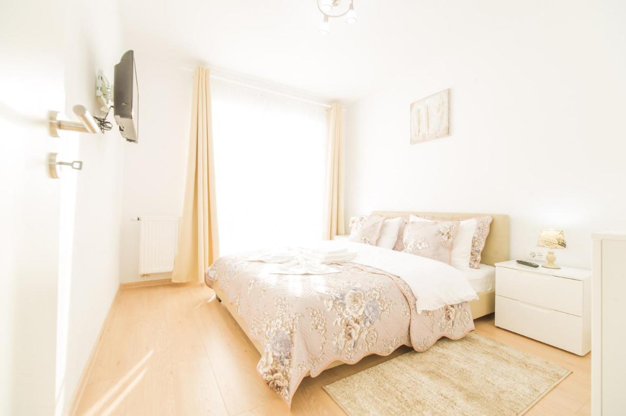 Deluxe Suite Coresi Braşov Esterno foto